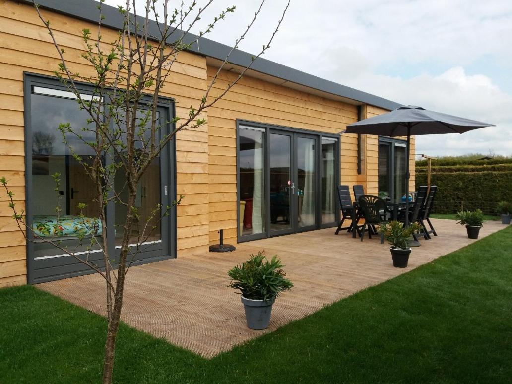 Luxe Vakantie Bungalow Met 3 Slaapkamers Dronrijp Εξωτερικό φωτογραφία